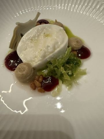Mozarella di Bufala, Artischocke, Romana, Pflaume, Pinoli